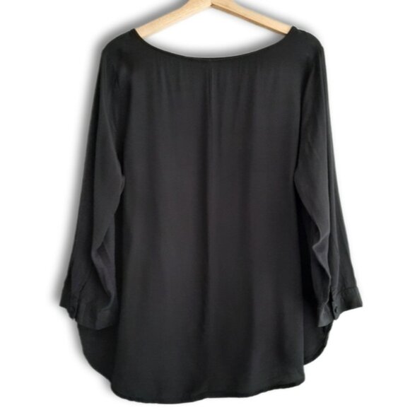 GAP Button-Shoulder Boatneck Top Light Flowy High Low Hem Blouse Black Sz L - Picture 9 of 14